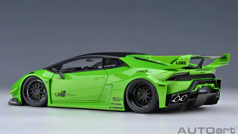 AUTOart 1:18 Lamborghini Huracan GT LBWK Silhouette Works in Pearl Green