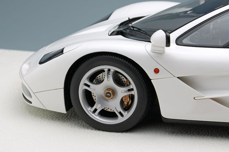 *PREORDER* Make Up Co., Ltd / Eidolon 1:18 McLaren F1 Road Car 1994 in White