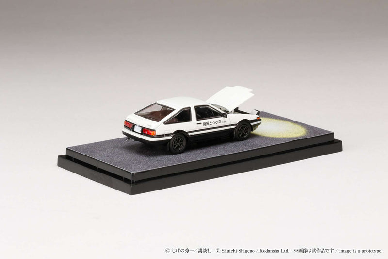 Hobby Japan 1:64 Toyota Sprinter Trueno GT Apex (AE86) Initial D with Wataru Akiyama