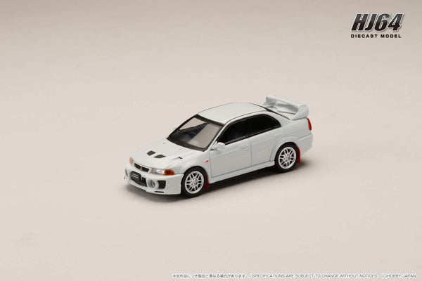 *PREORDER* Hobby Japan 1:64 Mitsubishi Lancer GSR EVO V 1998 with Mud Flap in Scortia White