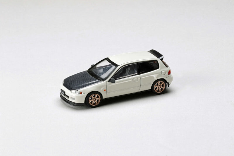 Hobby Japan 1:64 Honda Civic SiR-II (EG6) in Frost White with Carbon Bonnet