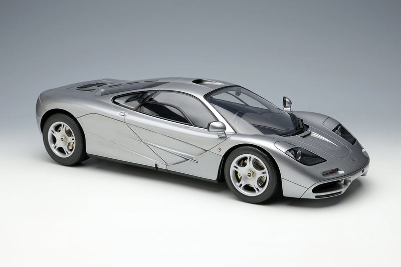 Make Up Co., Ltd / Eidolon 1:18 McLaren F1 Road Car 1994 in Magnesium Silver