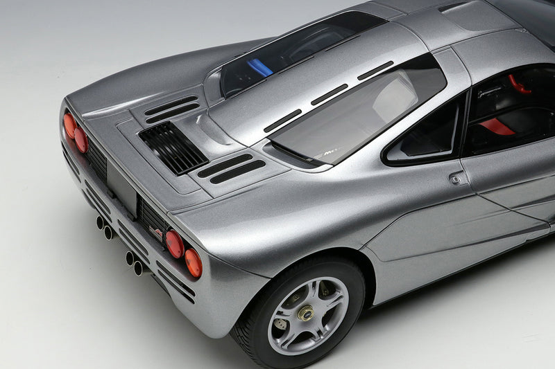 Make Up Co., Ltd / Eidolon 1:18 McLaren F1 Road Car 1994 in Magnesium Silver