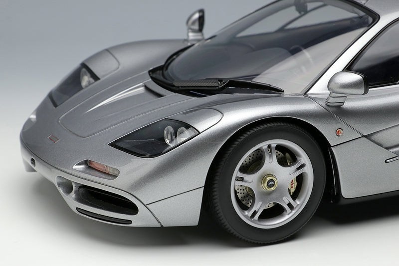 Make Up Co., Ltd / Eidolon 1:18 McLaren F1 Road Car 1994 in Magnesium Silver