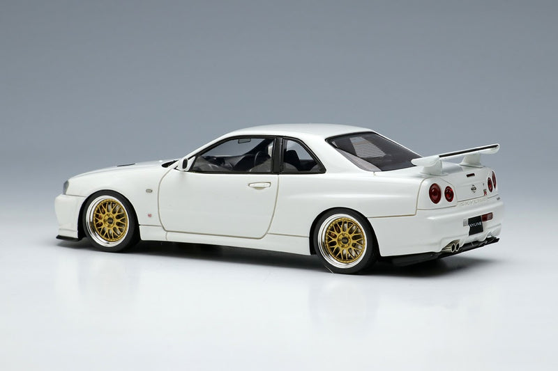 *PREORDER* Make Up Co., Ltd / Eidolon 1:43 Nissan Skyline GT-R (BNR34) V-spec II 2000 (BBS LM Wheel) in White