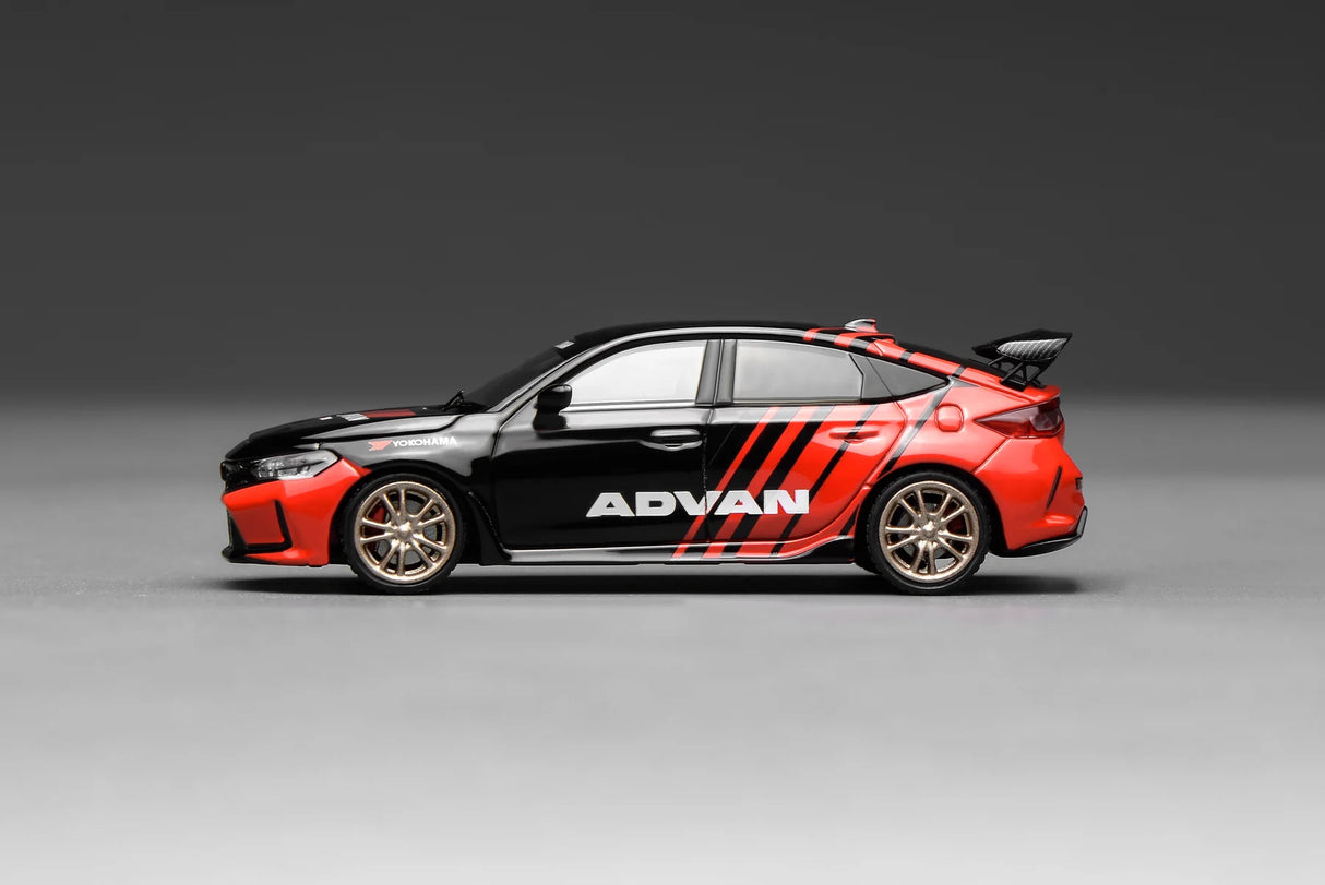 MotorHelix 1:64 Honda Civic Type R (FL5) Advan Livery