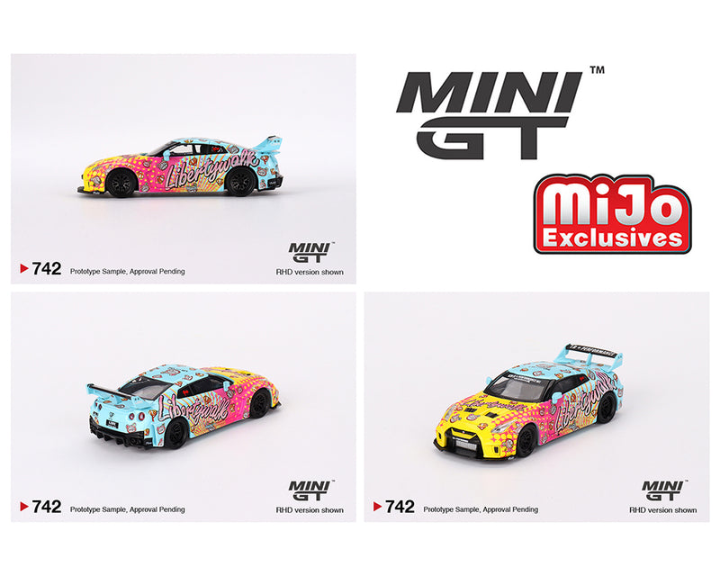 MINI GT 1:64 Nissan GT-R 35GT-RR LBWK Kuma Edition