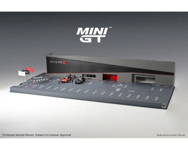 *PREORDER* MINI GT 1:64 Diorama Nissan Motorsports Nismo Operation