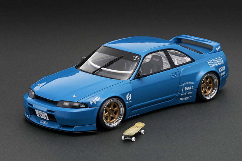 Ignition Model 1:18 Nissan Skyline GT-R (BCNR33) PANDEM in Blue with Skate Board