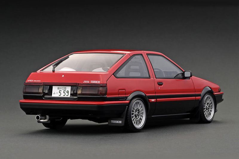 Ignition Model 1:18 Toyota Sprinter Trueno 3Dr GT Apex (AE86) Red/Black with Mr. Orido Figure