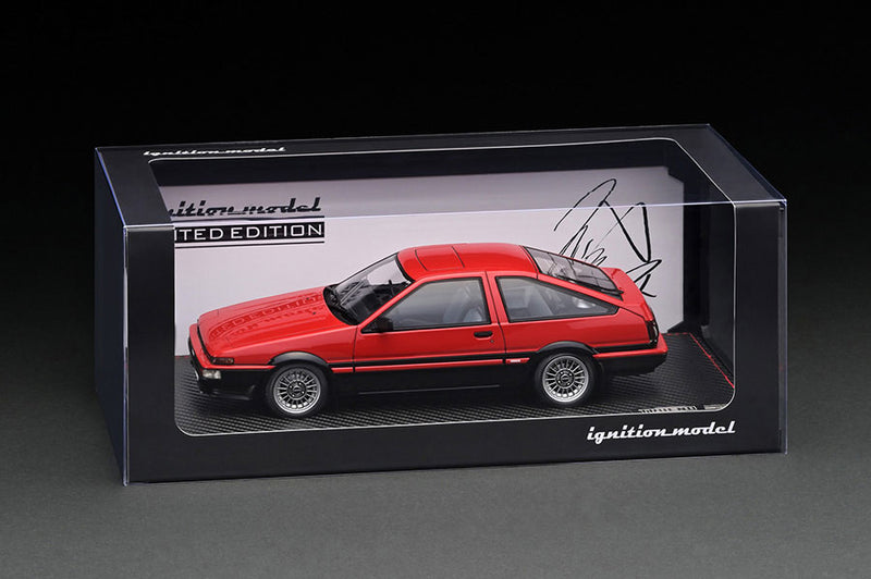 Ignition Model 1:18 Toyota Sprinter Trueno 3Dr GT Apex (AE86) Red/Black with Mr. Orido Figure