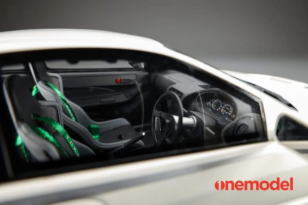 *PREORDER* One Model 1:18 Honda Integra Type-R DC2 Mugen Resin in White