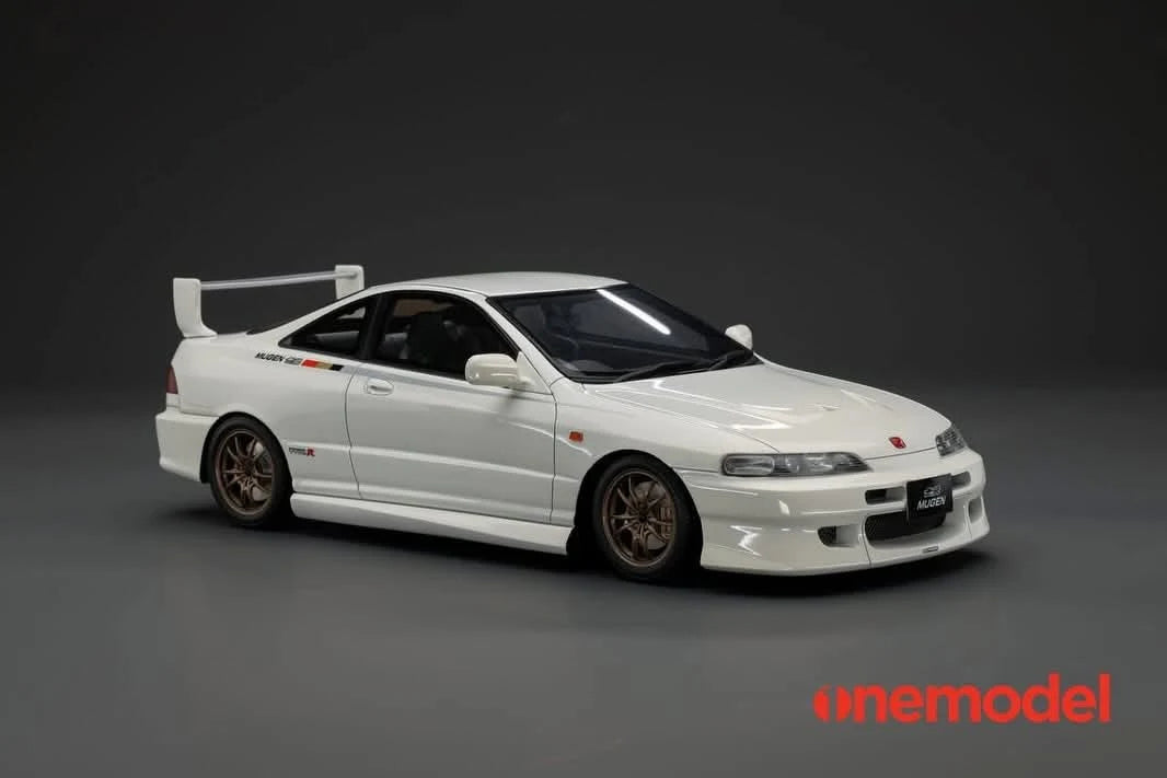 *PREORDER* One Model 1:18 Honda Integra Type-R DC2 Mugen Resin in White