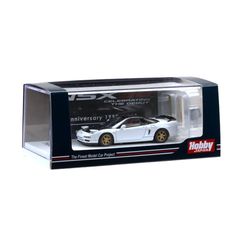 Hobby Japan 1:64 Honda NSX (NA1) Type-R 1992 Customized Version in Championship White with Engine Display Model