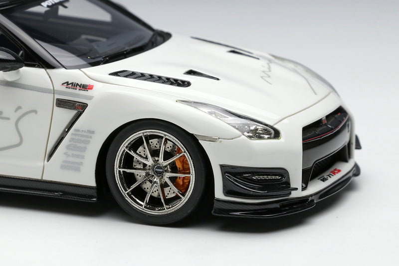 Make Up Co., Ltd / Eidolon 1:43 Nissan Skyline GT-R (2021) Mine's Edition