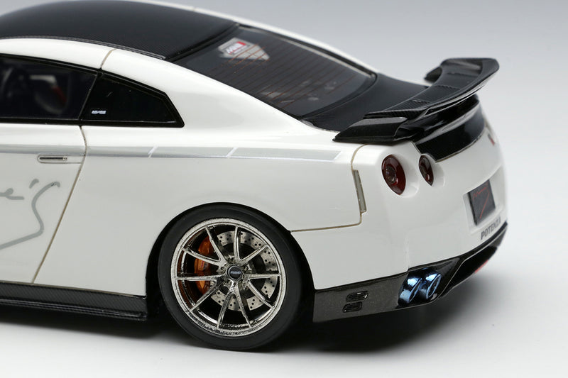 Make Up Co., Ltd / Eidolon 1:43 Nissan Skyline GT-R (2021) Mine's Edition