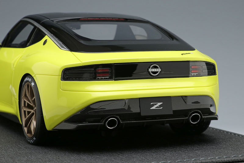 Make Up Co., Ltd / IDEA 1:18 Nissan Fairlady Z Prototype 2020 in Ikazuchi Yellow