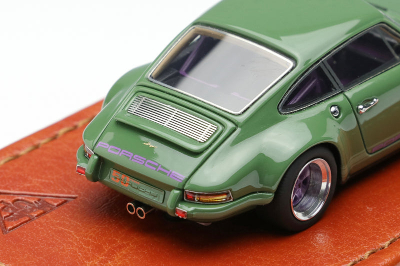 Make Up Co., Ltd / Titan64 1:64 Porsche Singer 911(964) Coupe in Moss Green