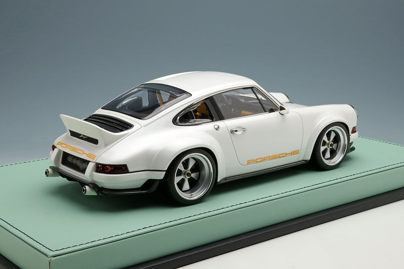 EIDOLON 1:18 Porsche 911 (964) Singer DLS 2018 in Pearl White