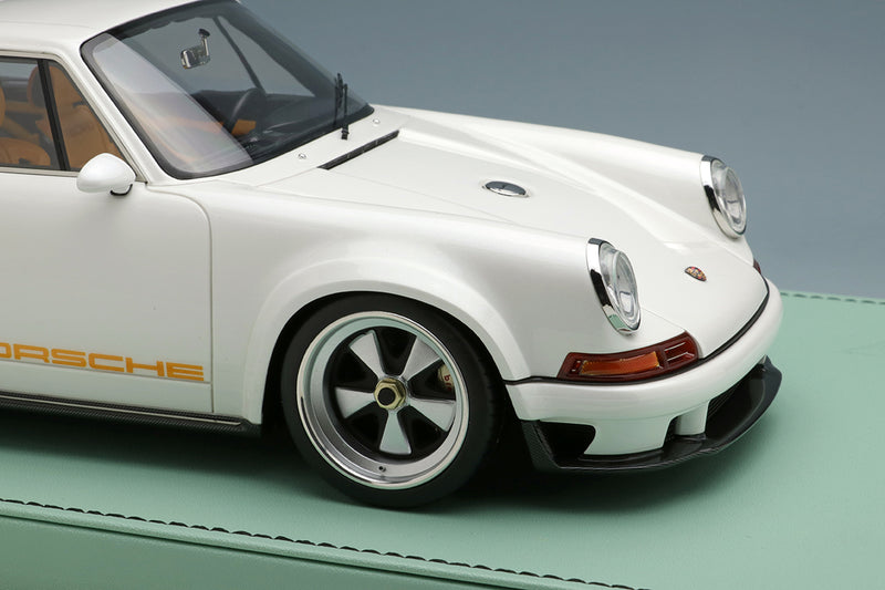 EIDOLON 1:18 Porsche 911 (964) Singer DLS 2018 in Pearl White