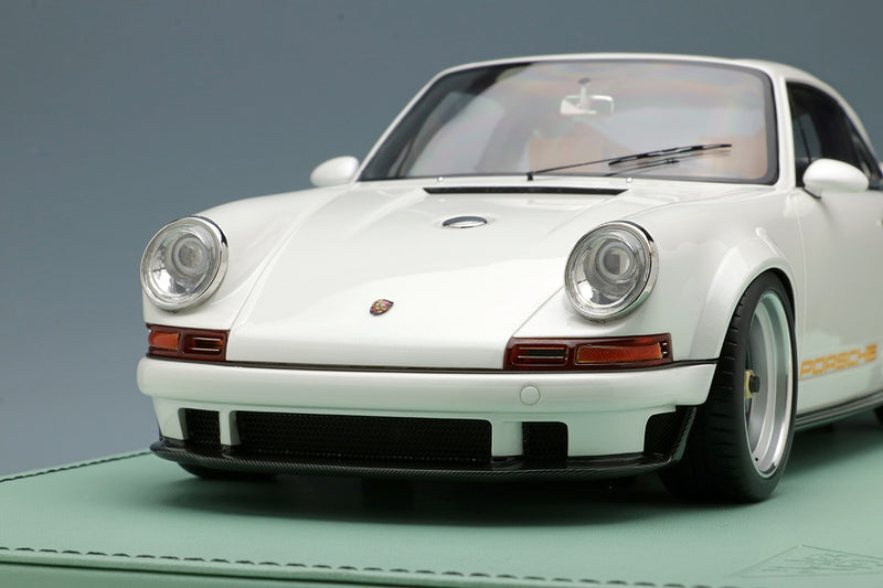 EIDOLON 1:18 Porsche 911 (964) Singer DLS 2018 in Pearl White