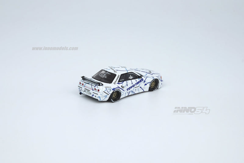 INNO Models 1:64 Nissan Skyline GT-R R32 Pandem "Toyo Tires"