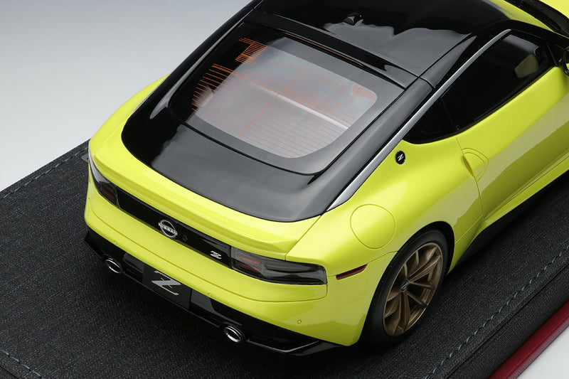 Make Up Co., Ltd / IDEA 1:18 Nissan Z "Proto spec" 2023 U.S. Specification in Ikazuchi Yellow