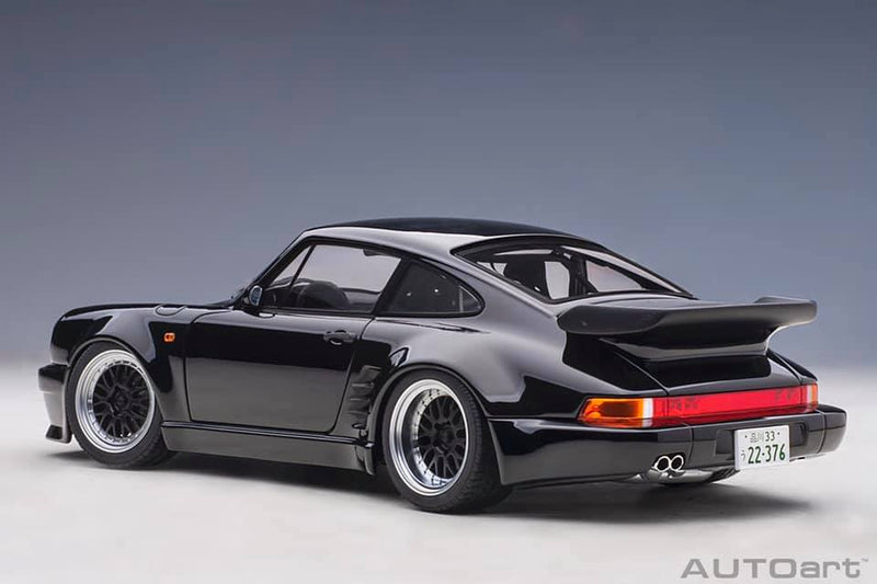 AUTOart 1:18 Porsche 911 (930) Turbo Wangan Midnight "Blackbird"