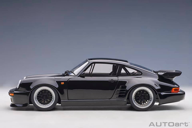 AUTOart 1:18 Porsche 911 (930) Turbo Wangan Midnight "Blackbird"