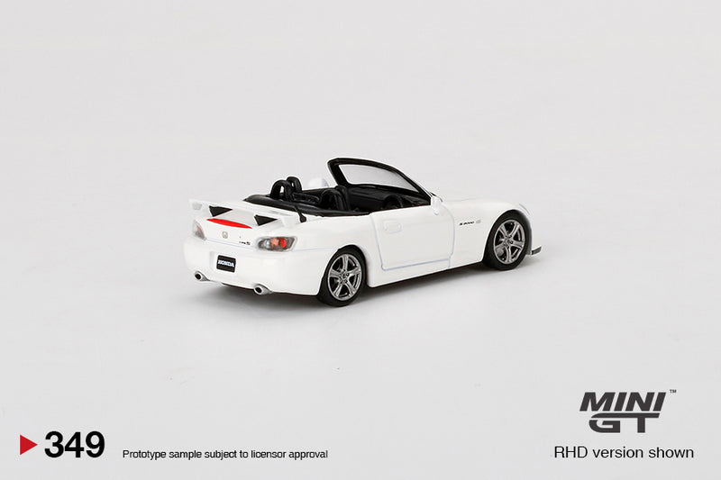 MINIGT 1:64 Honda S2000 (AP2) Type S in Grand Prix White