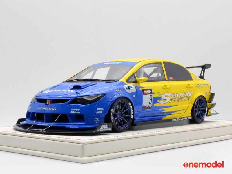 One Model 1:18 Honda Civic Type-R FD2 Spoon Sports Center Drive