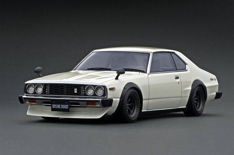 Ignition Model 1:18 Nissan Skyline 2000GT-ES (C210) White