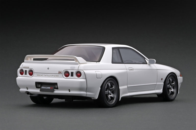 Ignition Model 1:18 Nissan Skyline GT-R NISMO R32 White