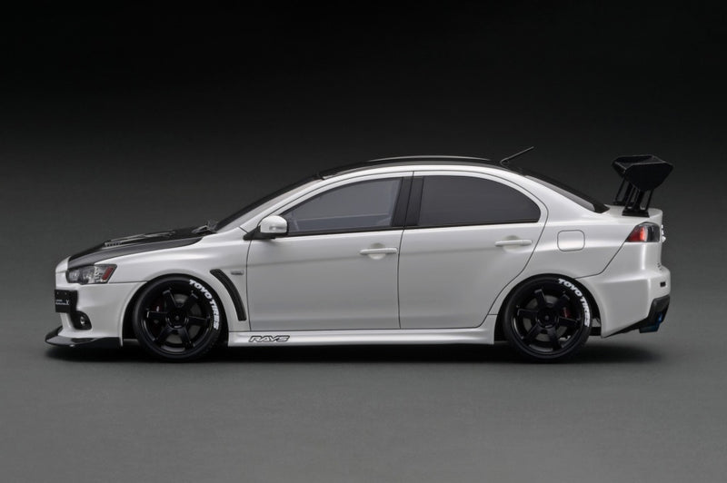 Ignition Model 1:18 Mitsubishi Lancer Evolution X (CZ4A) White