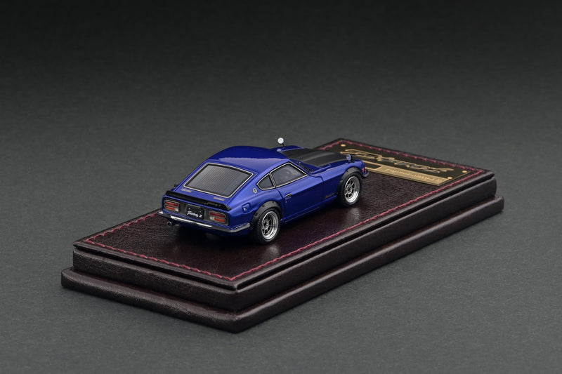 Ignition Model 1:64 Nissan Fairlady Z (S30) in Blue with Black Hood