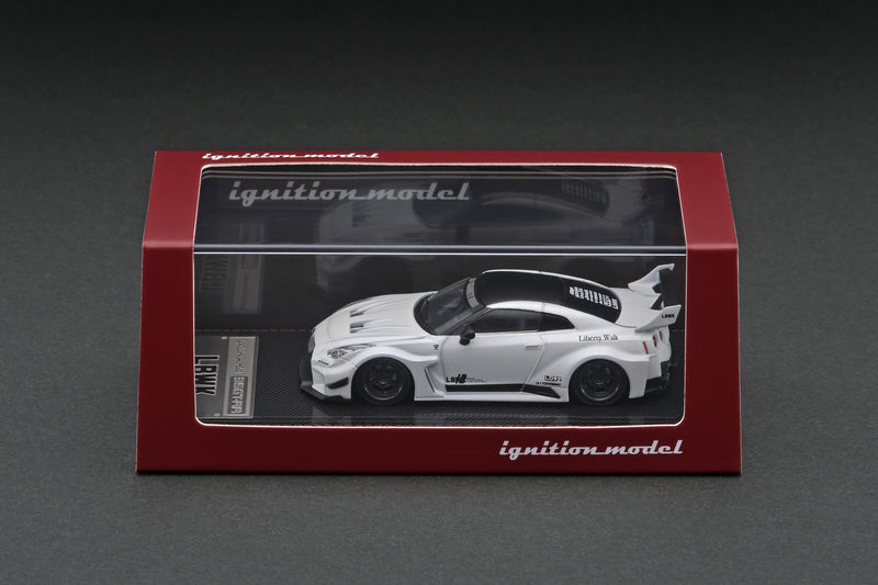 Ignition Model 1:64 Nissan Skyline GT-R 35GT-RR LBWK in Matte White Pearl