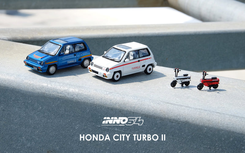 INNO Models 1:64 Honda City Turbo II with Honda Motocompo in White