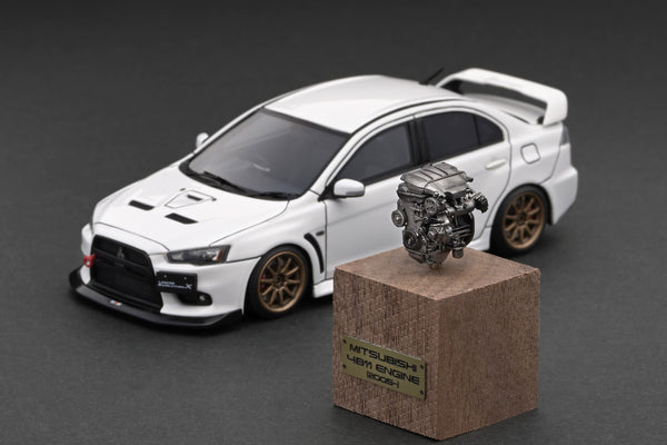 Ignition Model 1:43 Mitsubishi Lancer Evolution X (CZ4A) White with 4B11 Silver Engine Display