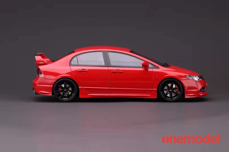 One Model 1:18 Honda Civic Type-R FD2 Mugen in Red