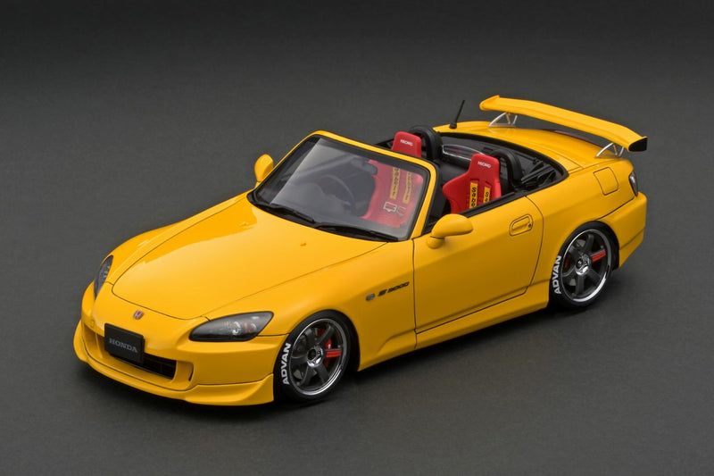 Ignition Model 1:18 Honda S2000 (AP2) in Yellow