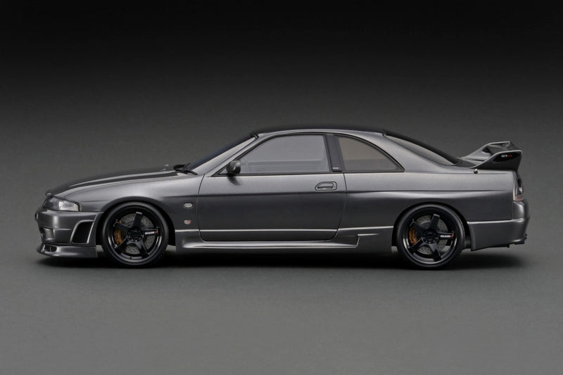 Ignition Model 1:18 Nissan Skyline GT-R (BCNR33) CRS