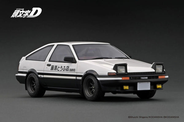 Ignition Model 1:18 INITIAL D Toyota Sprinter Trueno 3Dr GT Apex (AE86) in White & Black