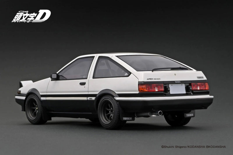 Ignition Model 1:18 INITIAL D Toyota Sprinter Trueno 3Dr GT Apex (AE86) in White & Black