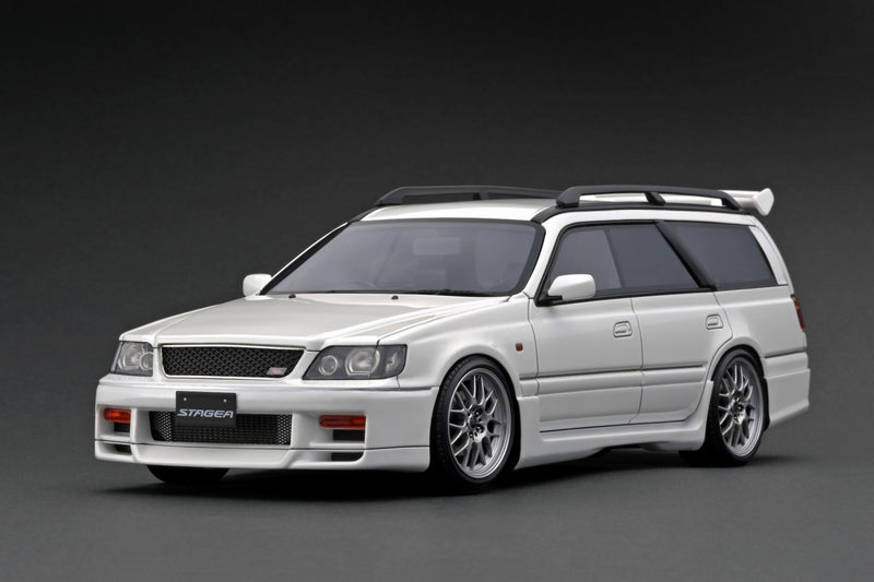 Ignition Model 1:18 Nissan Stagea 260RS (WGNC34) in Pearl White