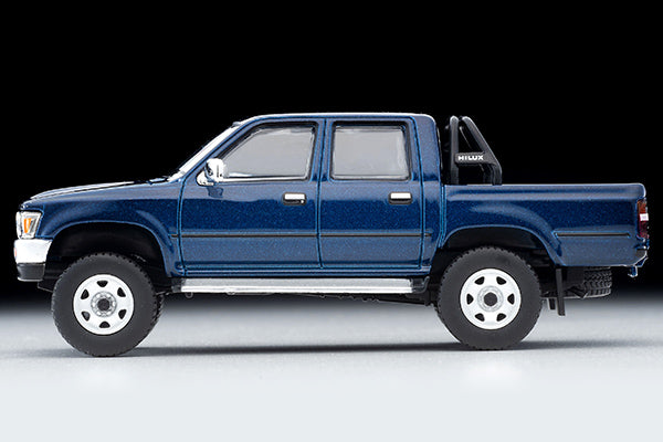 Tomytec 1:64 Toyota Hilux 95' 4WD Pickup Double Cab SSR in Navy Blue