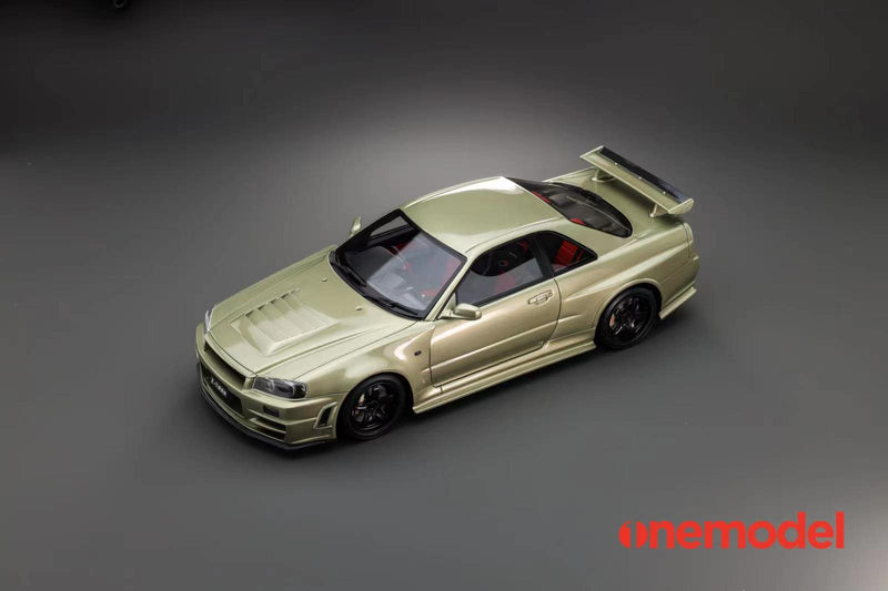 One Model 1:18 Nissan Skyline R34 Z-Tune in Millennium Jade