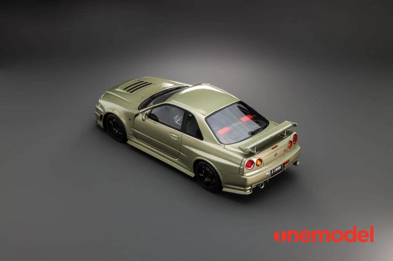 One Model 1:18 Nissan Skyline R34 Z-Tune in Millennium Jade