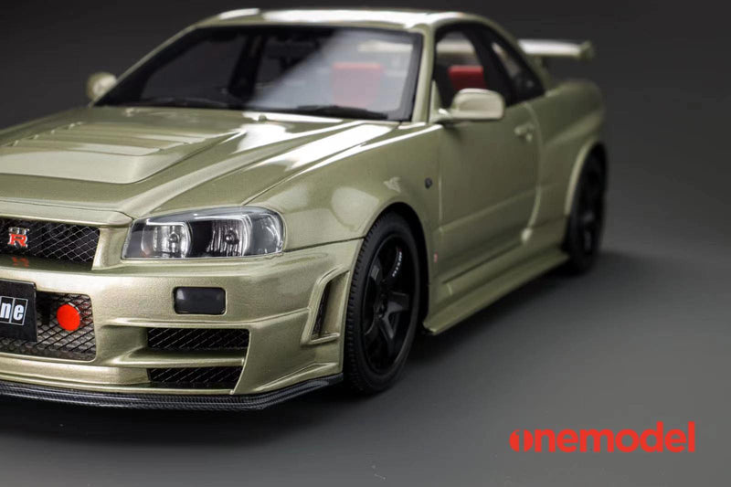 One Model 1:18 Nissan Skyline R34 Z-Tune in Millennium Jade