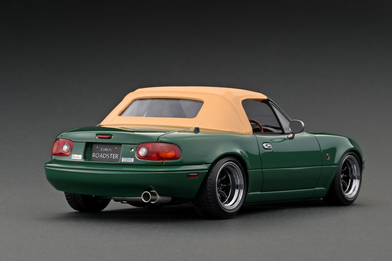 Ignition Model 1:18 Mazda EUNOS Roadster (NA) in Green