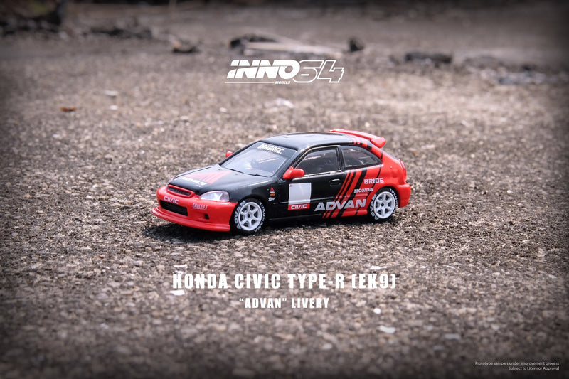 INNO64 1:64 Honda Civic Type-R (EK9) in "ADVAN" Livery